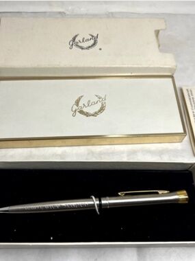 Vintage GARLAND Eaton Bubble Top Advertising Ballpoint Pen in Box TMT Top w/card